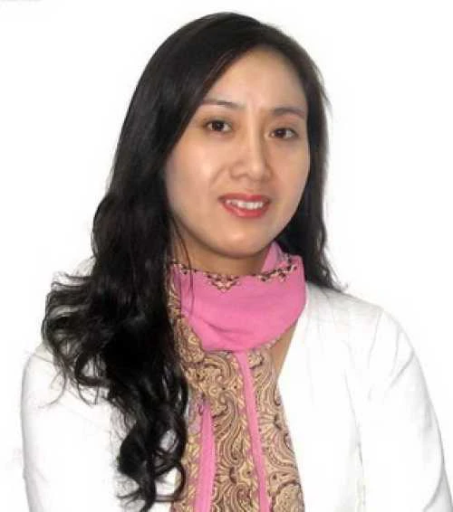 王岚老师的照片，单击鼠标查看大图！